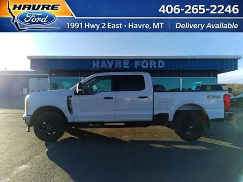 Used 2023 Ford F250 XLT w/ FX4 Off-Road Package image 2