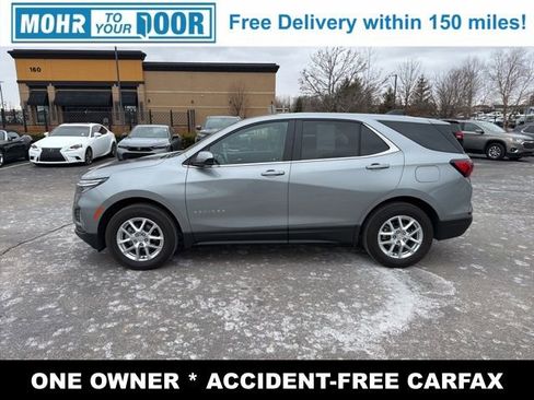 Used 2023 Chevrolet Equinox LT image 2