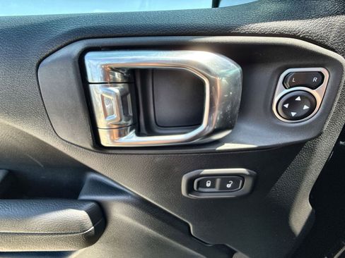 New 2025 Jeep Wrangler Sport S image 15