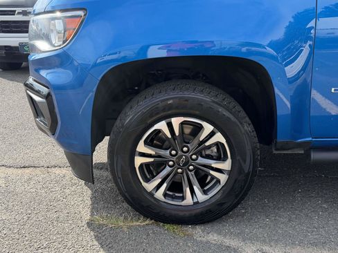 Used 2022 Chevrolet Colorado Z71 AWD/4WD image 8