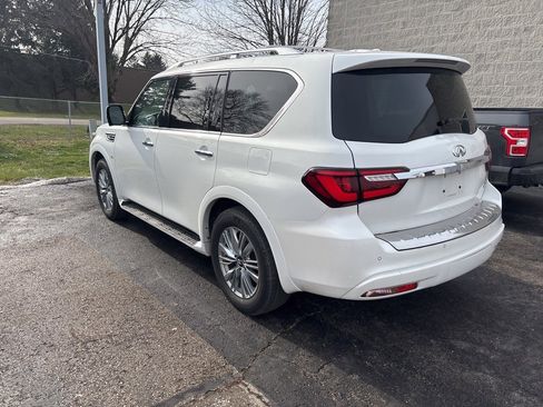 Used 2018 INFINITI QX80 4WD w/ Driver Assistance Package image 3