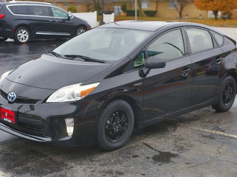 Used 2012 Toyota Prius Five image 3