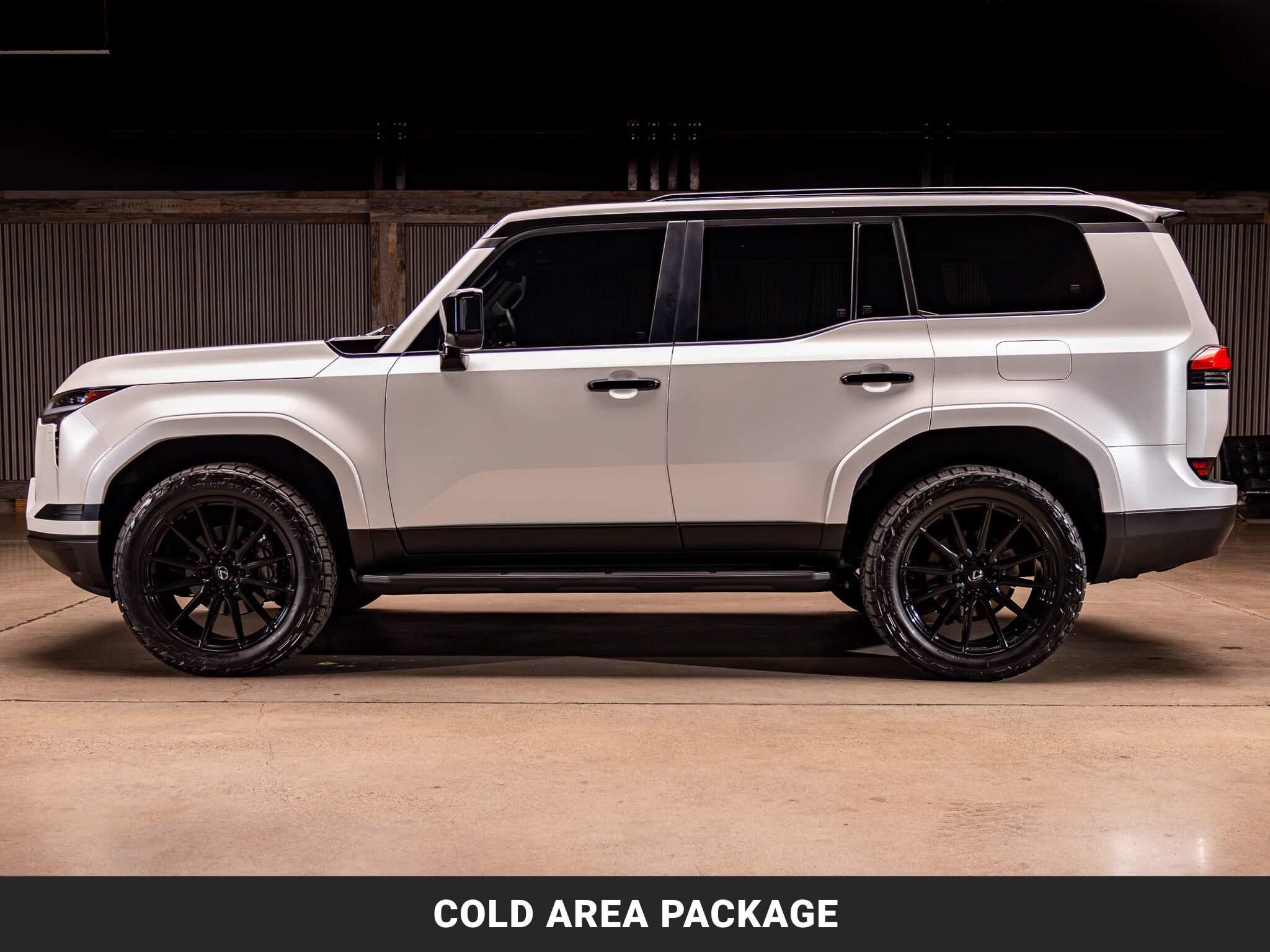 Used 2025 Lexus GX 550 w/ Accessory Package (2T) AWD/4WD image 5