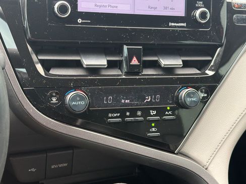 Used 2023 Toyota Camry SE FWD image 29