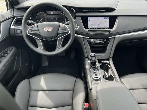 New 2025 Cadillac XT5 Premium Luxury image 13