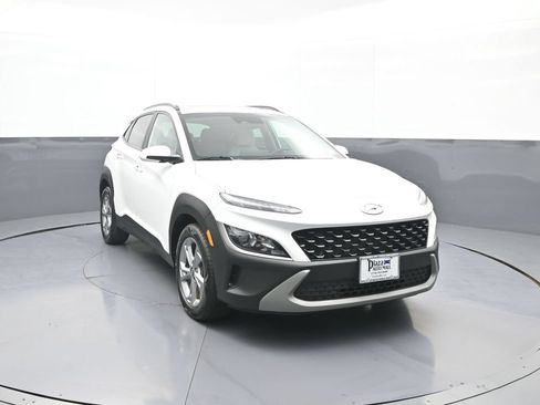Used 2023 Hyundai Kona SEL w/ Convenience Package AWD/4WD image 3