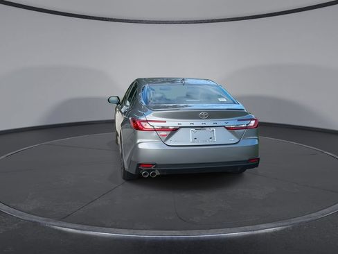 Used 2026 Toyota Camry SE FWD image 7