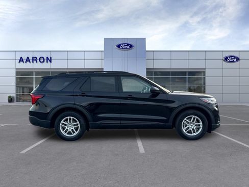 New 2026 Ford Explorer Active w/ Active Comfort Package RWD image 6