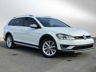 Used 2019 Volkswagen Golf Alltrack SE