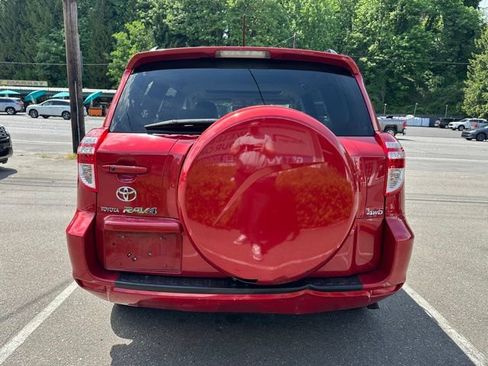 Used 2010 Toyota RAV4 Limited AWD/4WD image 6