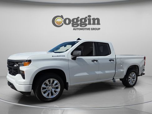Used 2024 Chevrolet Silverado 1500 Custom RWD image 1