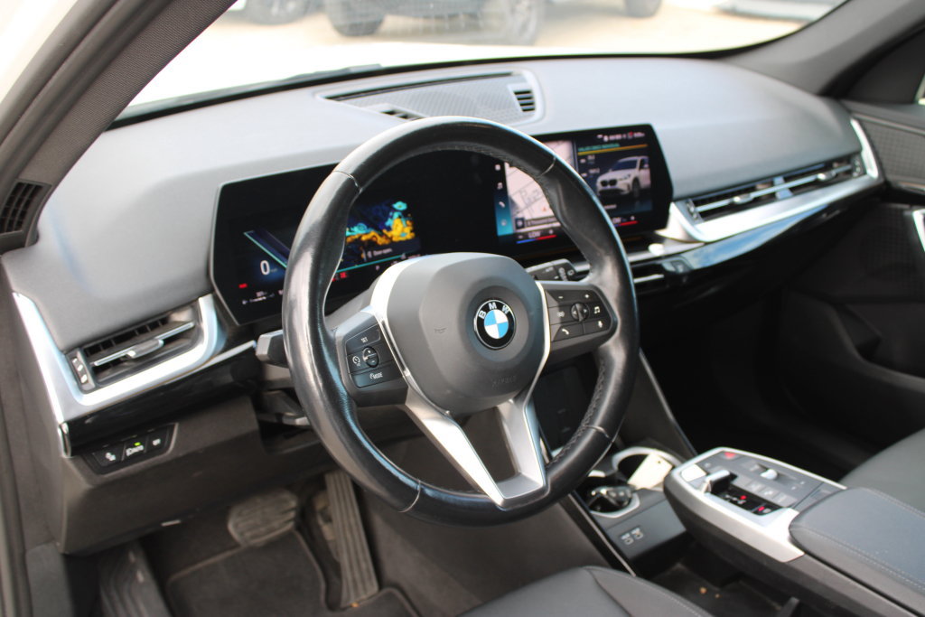 Used 2023 BMW X1 xDrive28i AWD/4WD image 30