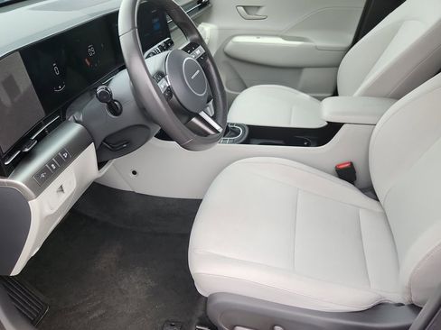 Used 2025 Hyundai Kona SEL image 7