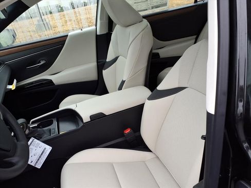 New 2025 Lexus ES 350 w/ Premium Package image 12