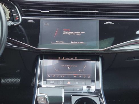 Used 2021 Audi Q8 Premium Plus w/ Premium Plus Package image 18