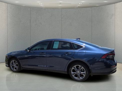 Used 2023 Honda Accord EX image 8