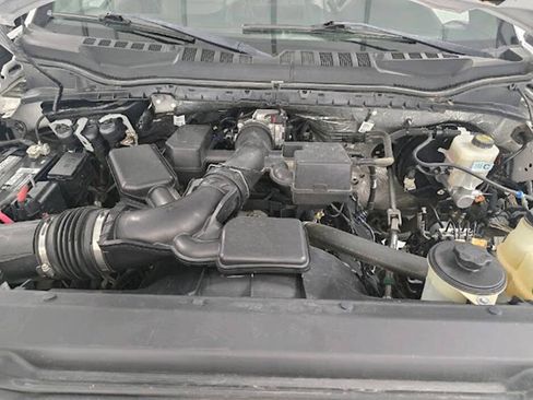 Used 2020 Ford F250 XL w/ Power Equipment Group AWD/4WD image 17