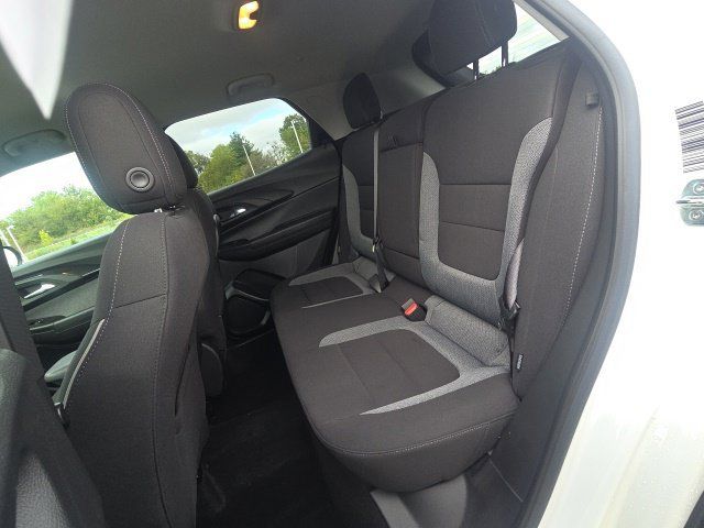 Used 2023 Chevrolet TrailBlazer LT AWD/4WD image 14