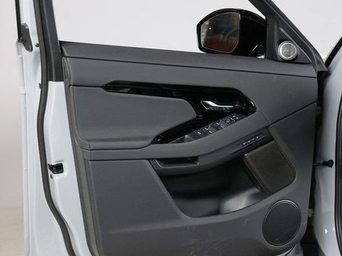 New 2026 Land Rover Range Rover Evoque Dynamic SE image 26