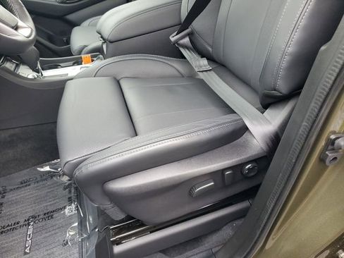 Certified 2025 Subaru Ascent Limited image 22