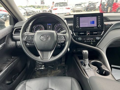 Used 2024 Toyota Camry SE FWD image 27