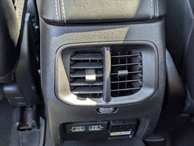 Used 2021 Jeep Cherokee Limited AWD/4WD image 16