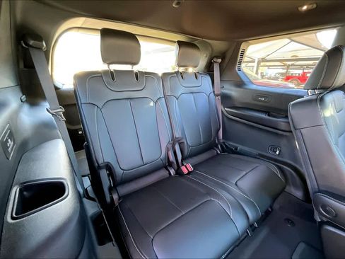 New 2025 Jeep Grand Cherokee L Limited AWD/4WD image 21