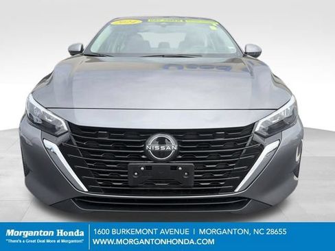 Used 2024 Nissan Sentra SV FWD image 2