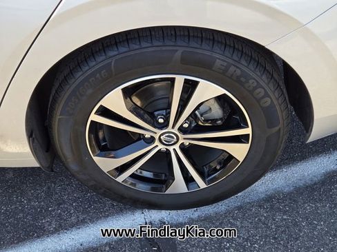 Used 2023 Nissan Sentra SV image 10