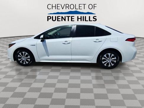 Used 2021 Toyota Corolla LE w/ Carpet Mat Package (TMS) FWD image 5