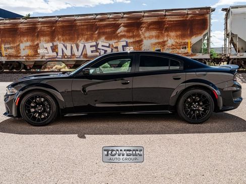 Used 2023 Dodge Charger SRT Hellcat w/ Harman/Kardon Audio Group RWD image 8