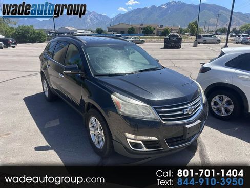 Used 2013 Chevrolet Traverse LT FWD image 1