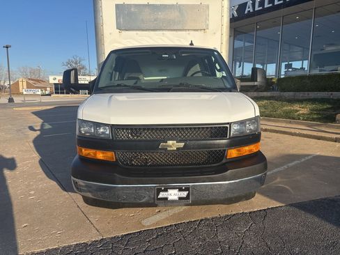 Used 2023 Chevrolet Express 3500 Work Van w/ Power Convenience Package image 8
