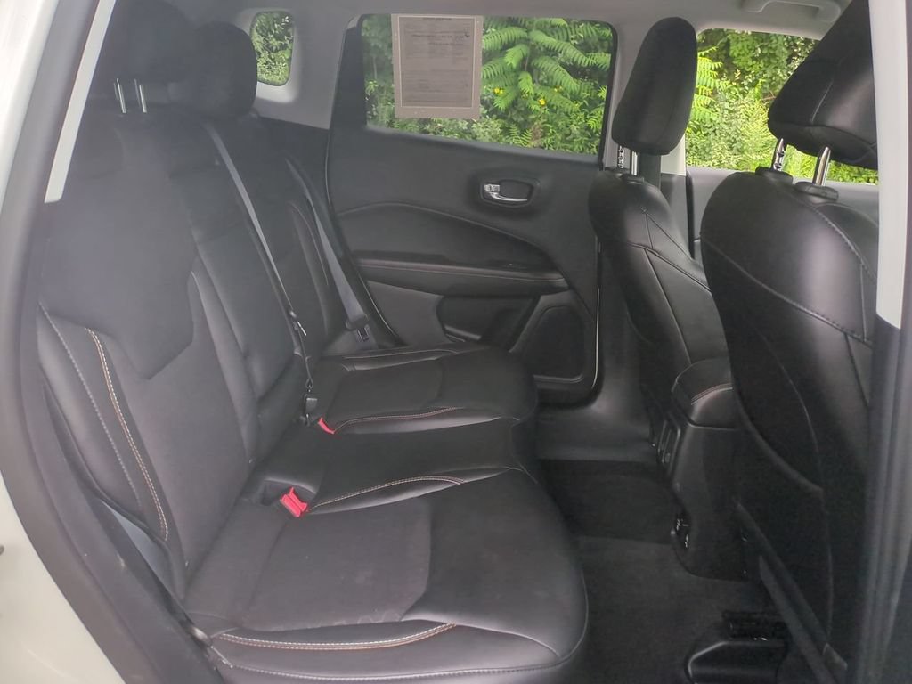 Used 2018 Jeep Compass Latitude w/ Popular Equipment Group AWD/4WD image 26