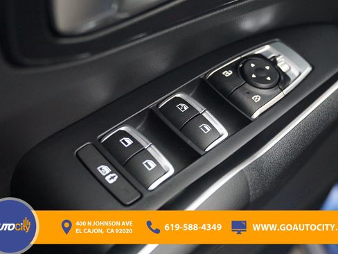 Used 2022 Kia Sorento S FWD image 19