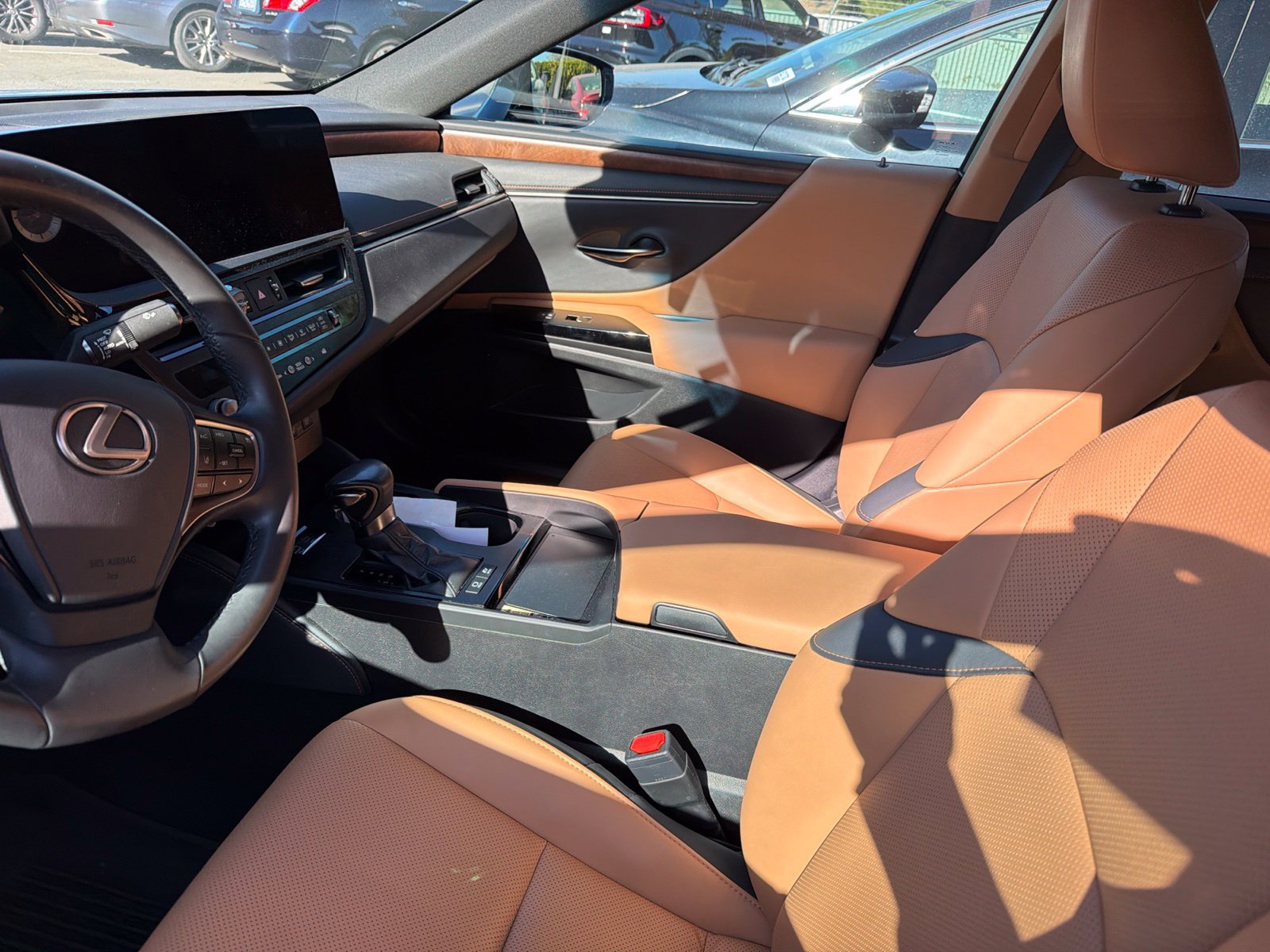 Used 2023 Lexus ES 300h w/ Premium Package FWD image 7