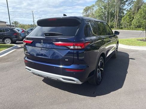 Used 2024 Mitsubishi Outlander SE FWD image 13