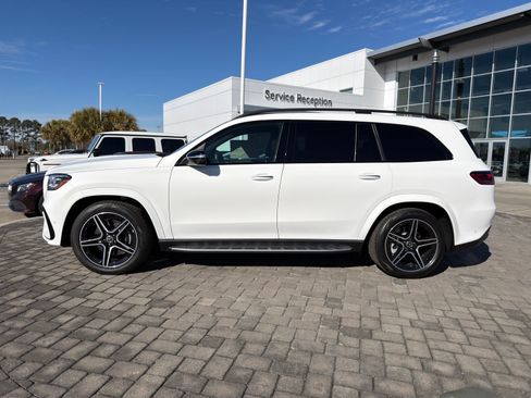 New 2026 Mercedes-Benz GLS 450 4MATIC image 12