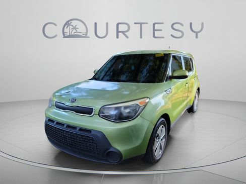 Used 2015 Kia Soul FWD image 3