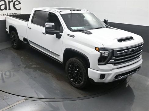 New 2025 Chevrolet Silverado 2500 High Country w/ Technology Package image 25