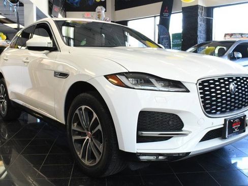 Used 2022 Jaguar F-PACE S AWD/4WD image 3