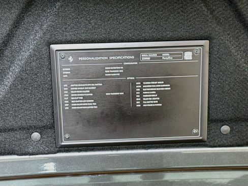 Used 2019 Ferrari Portofino RWD image 25