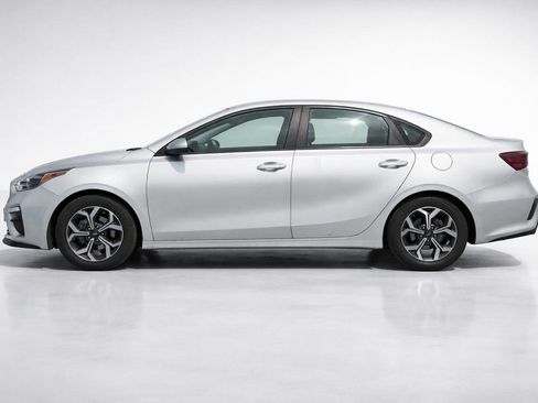 Used 2020 Kia Forte LXS image 7