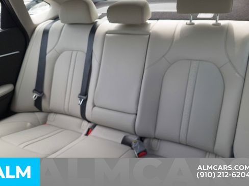 Used 2025 Hyundai Sonata Limited FWD image 17