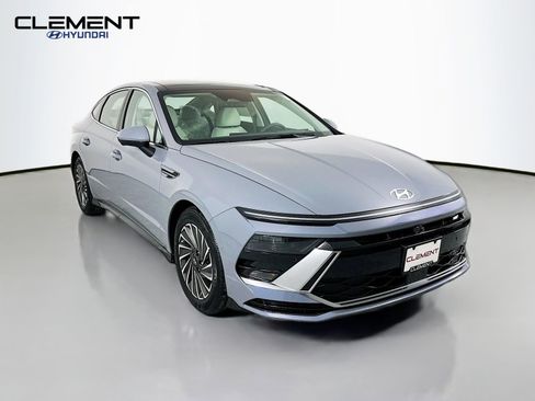 New 2026 Hyundai Sonata Limited image 3