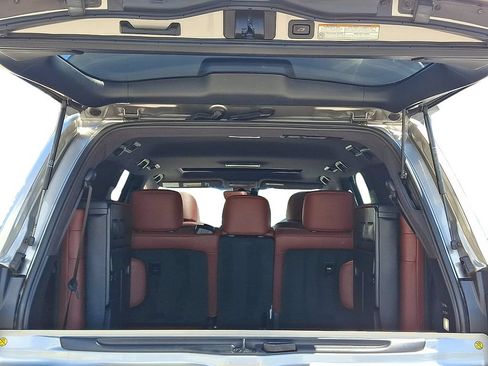 Used 2021 Lexus LX 570 4WD w/ Sport Package image 29