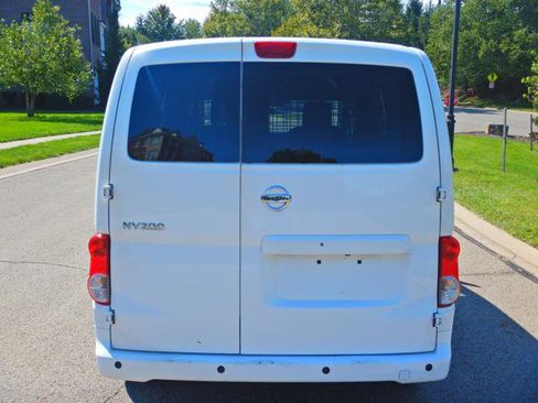 Used 2021 Nissan NV200 SV w/ Sliding Door Glass Package FWD image 12