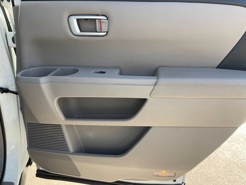 Used 2011 Honda Pilot EX-L image 25