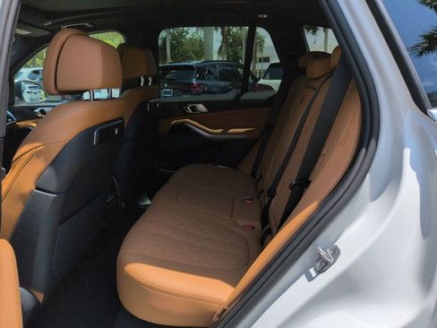 New 2026 BMW X5 xDrive40i AWD/4WD image 14