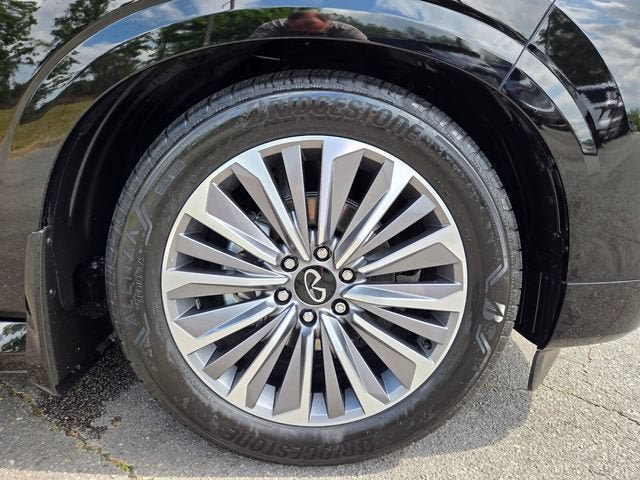 Used 2025 INFINITI QX80 Luxe w/ Cargo Package RWD image 26
